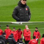 Turqia “mbyll dyert” për mediat, vetëm 15 minuta akses për mediat sot në stërvitje