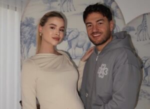 Vajzë apo djalë, Ardiani dhe Fjolla zbulojnë gjininë e bebit